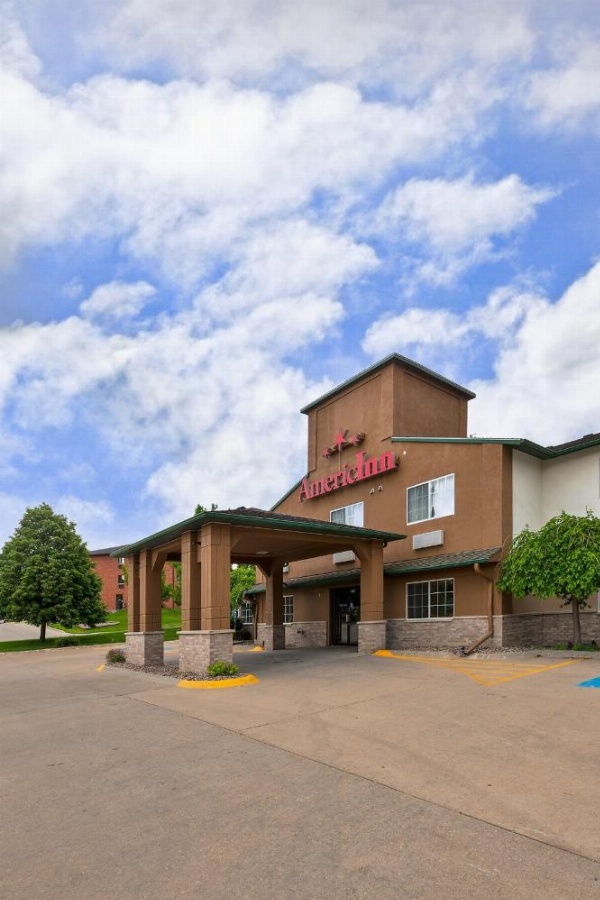 AmericInn by Wyndham Des Moines Airport image 14